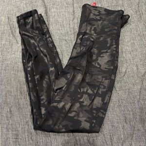SPANX Black Legging with Red Logo Tag